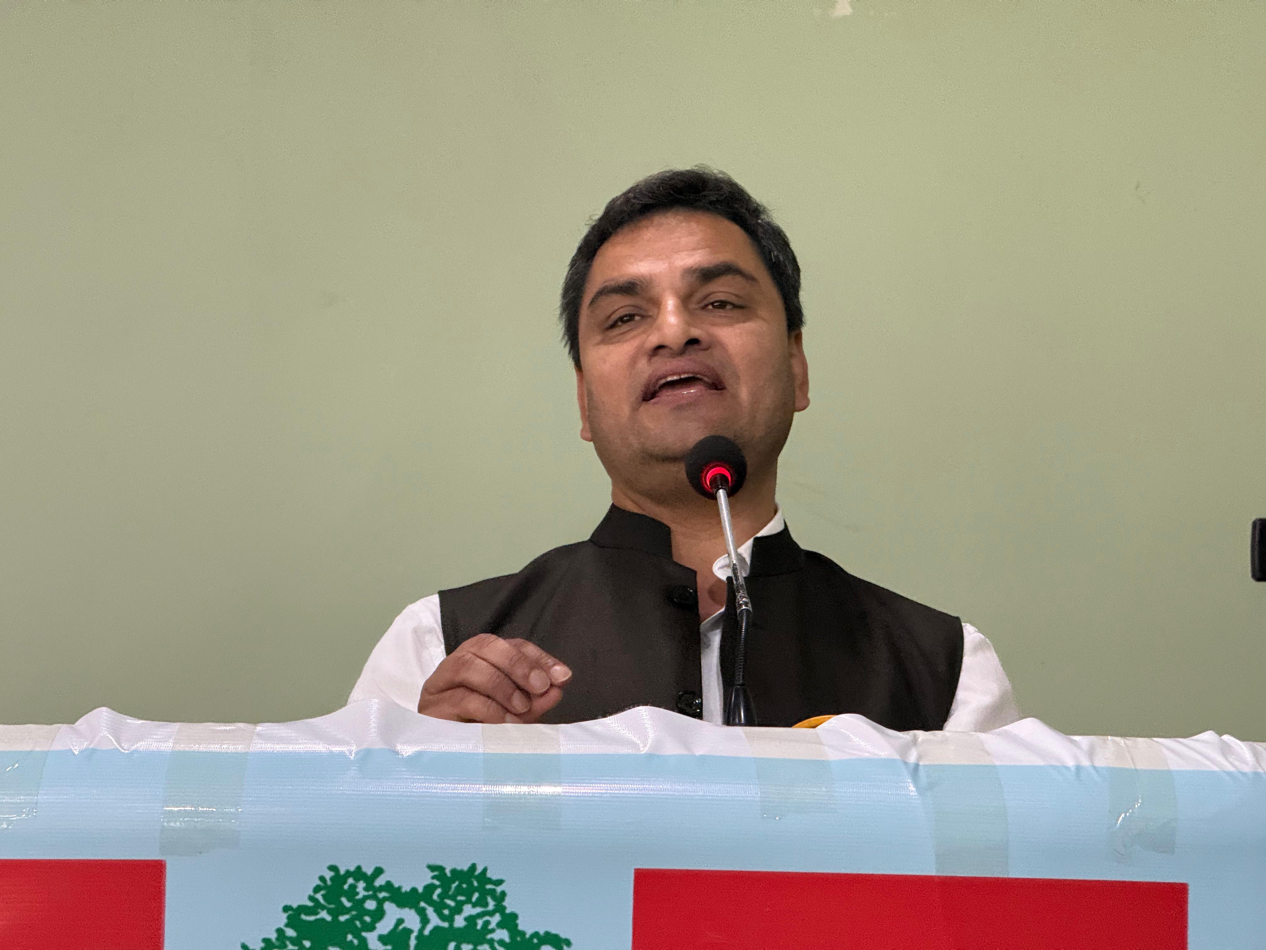 कसैको इतिहास मेट्न होइन सबैको सुरक्षित गर्न सदस्यता अद्यावधिक गर्न खोजेका हौं : कांग्रेस महामन्त्री पौडेल